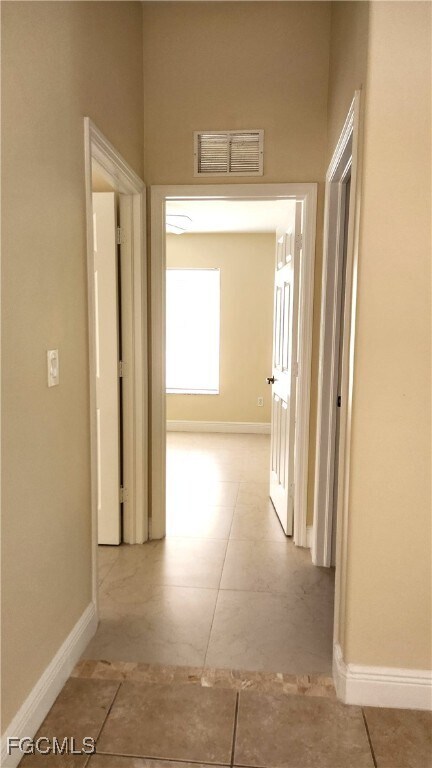 Building Photo - 749 Harfleur Ct