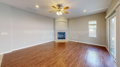 Building Photo - 14664 Falling Waters Dr