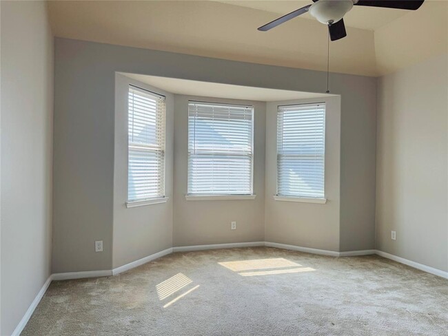 Building Photo - 18754 Majestic Vista Ln