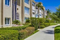 Building Photo - 1BR / 1BA University City Large Condo “887...
