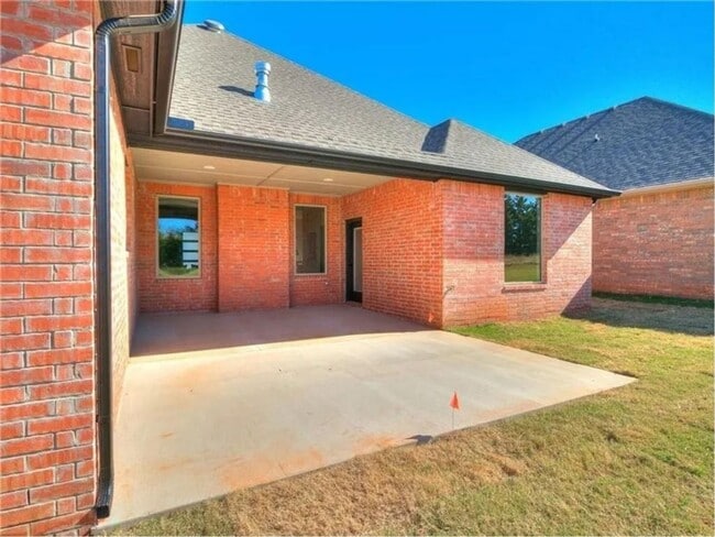 Building Photo - Gorgeous Newer Build! 4 Bed 3 Bath in Deer...