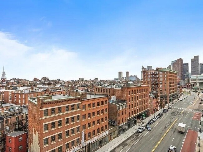 Building Photo - 126 N Washington St