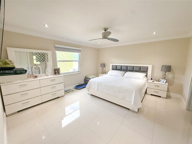 Building Photo - 14911 SW 88th Terrace