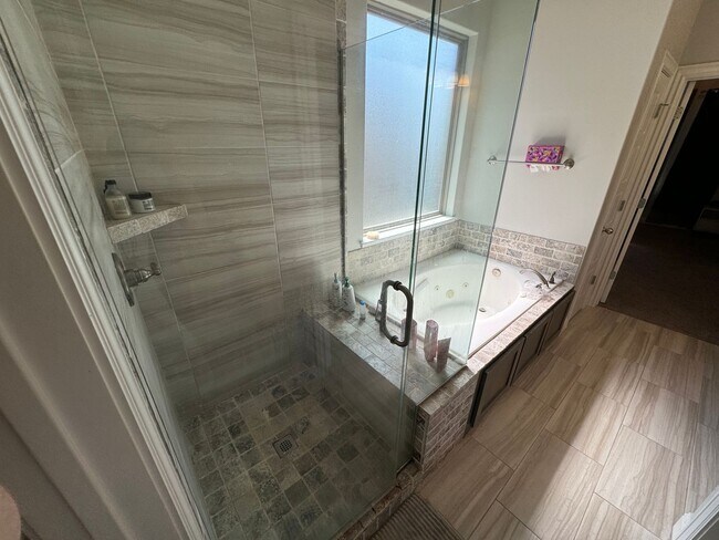 Building Photo - Classic Brick Home with Spacious Living & Outdoor Space