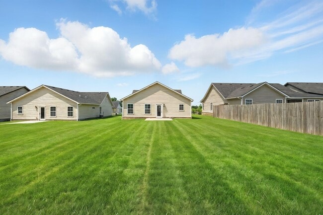 Building Photo - 1108 Mission Dr