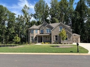 Building Photo - 4050 Sierra Vis Cir