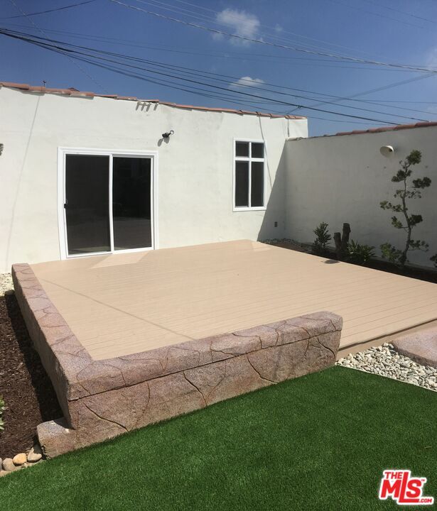 Building Photo - 2107 W 84th Pl