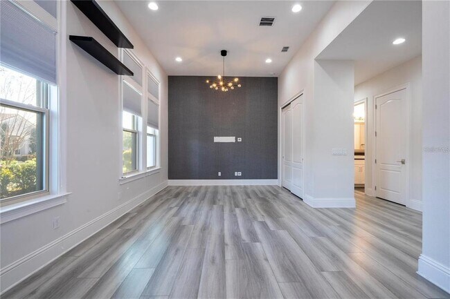Building Photo - 13370 Alderley Dr