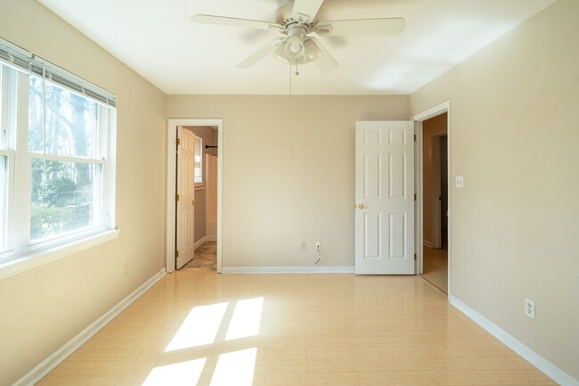 Building Photo - 7890 Talley Ann Dr