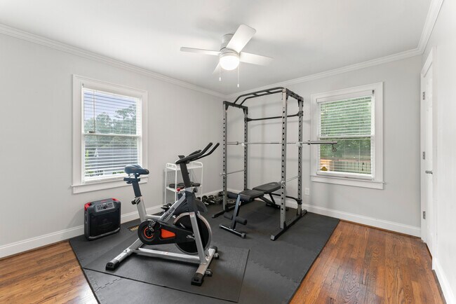 Building Photo - 3135 Alston Dr