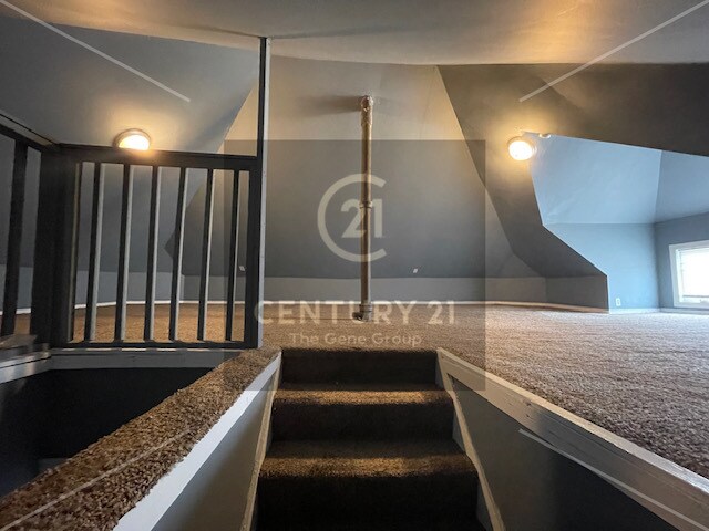 Building Photo - 2114 Wayne Ave