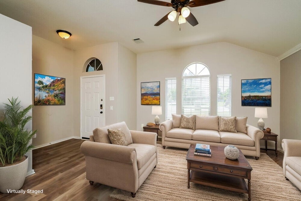 Building Photo - 204 Harvard Dr