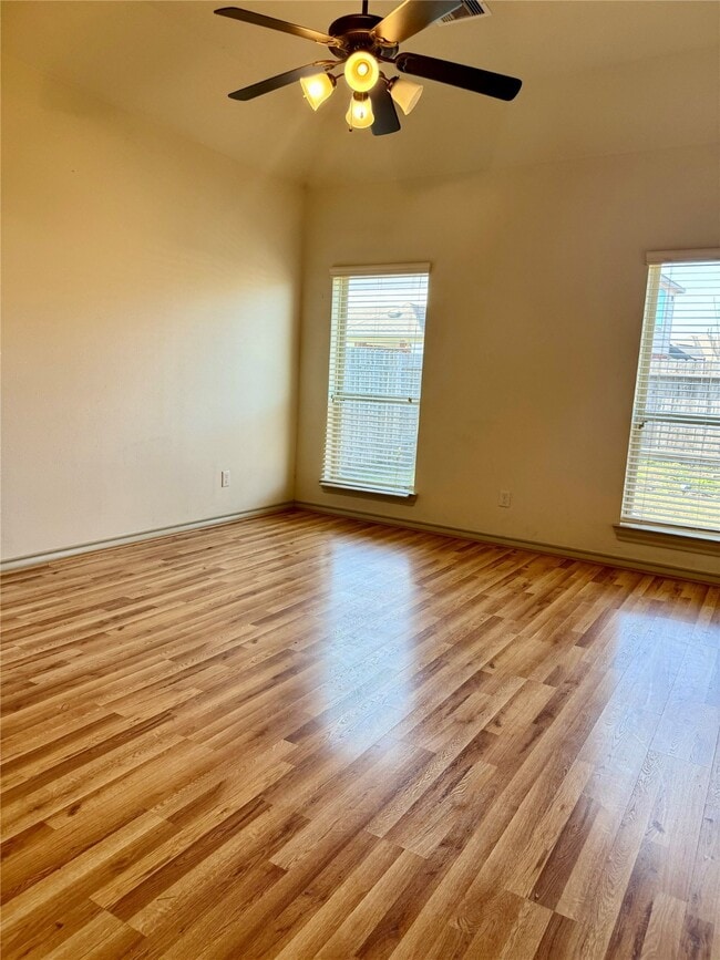 Building Photo - 3314 Selene Dr