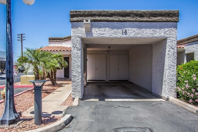 Building Photo - 7755 E Thomas Rd