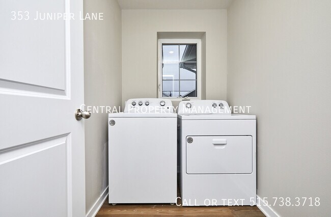 Building Photo - 353 Juniper Dr