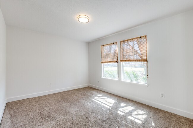 Building Photo - 10223 Farrell Dr