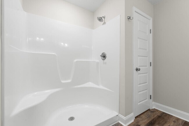 Building Photo - Latitude 32