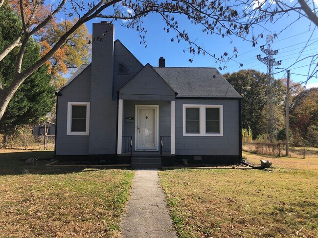 Primary Photo - Price Reduced with MOVE-IN SPECIAL! $250 o...