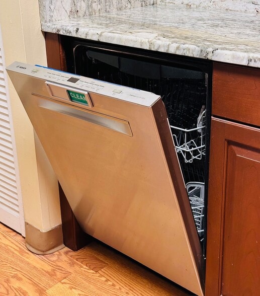 Dishwasher - 32 Walden Dr