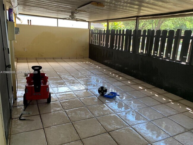 Building Photo - 13815 SW 54th St