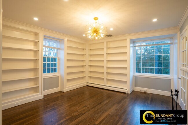 Building Photo - 40 Puddingstone Ln
