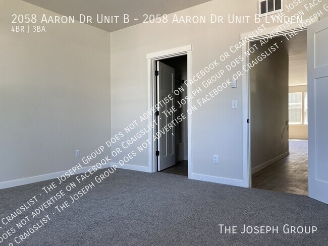 Building Photo - 2058 Aaron Dr