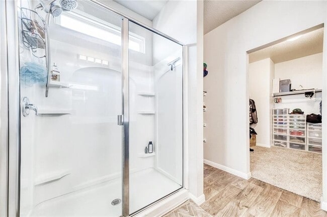 Building Photo - 212 Freedom Park Ave