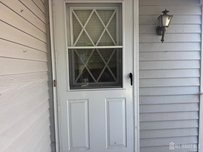 Primary Photo - 16 Dawn Ct