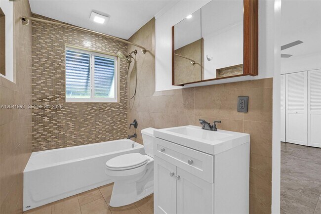 Building Photo - 7700 SW 139th Ter