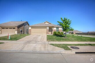 Building Photo - 14324 Saddlebred Wy