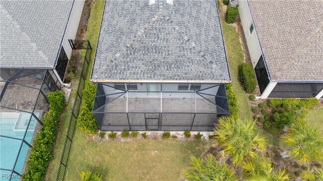 Building Photo - 42186 Edgewater Dr