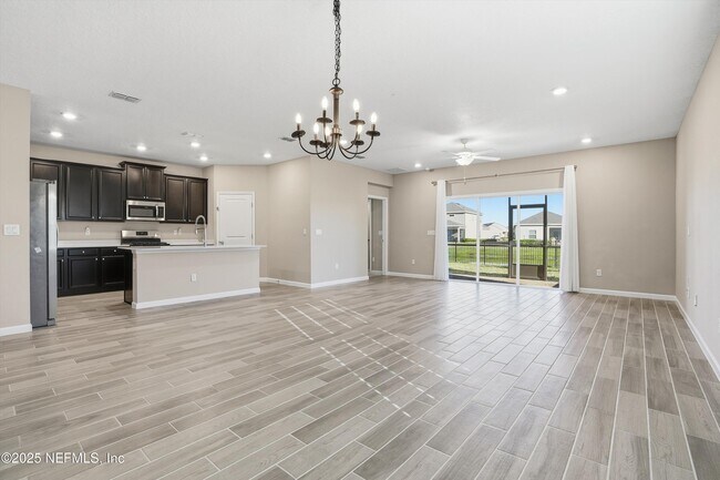 Building Photo - 1762 Amberly Dr