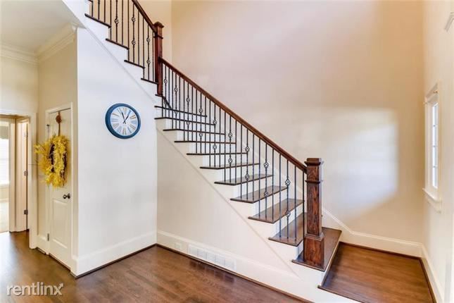 Building Photo - 5 br, 4 bath House - 1073 Lakebend Drive