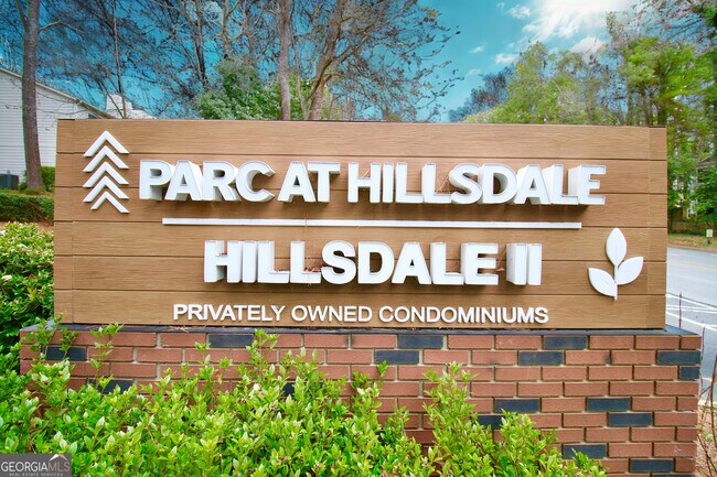 Building Photo - 34 Little Silver Ct