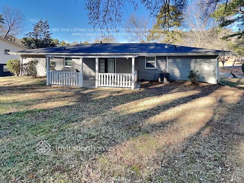 Building Photo - 2932 Heather Dr