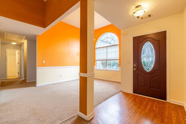 Building Photo - Move-In Ready 4 Bedroom Beauty in South Fulton!!