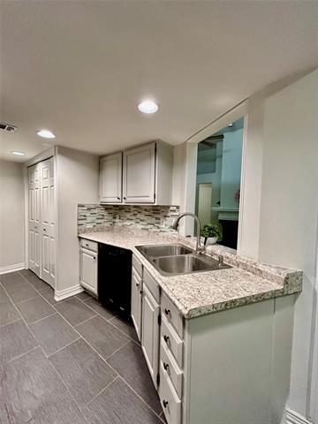 Building Photo - 3115 Royal Gable Dr