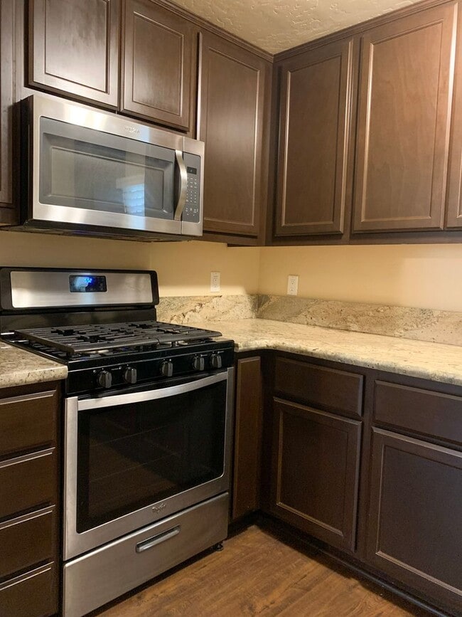 Building Photo - 1 Bedroom Casita Near Downtown Hollister