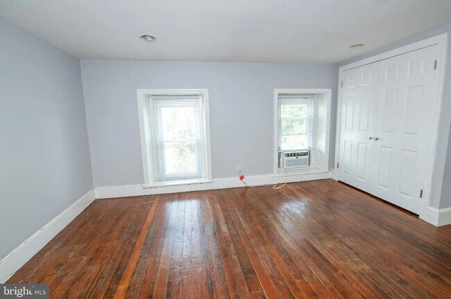 Bedroom - 3803 Sharp St