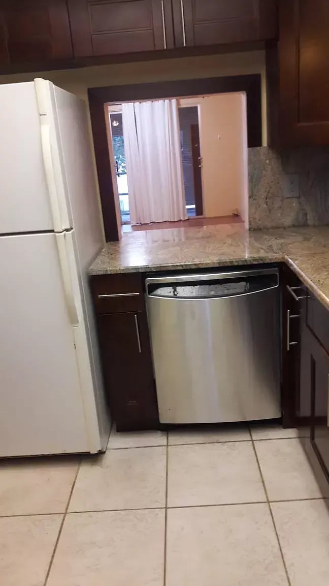 Building Photo - 5800 Margate Blvd