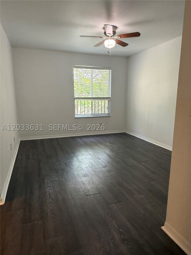 Building Photo - 13060 Vista Isles Dr