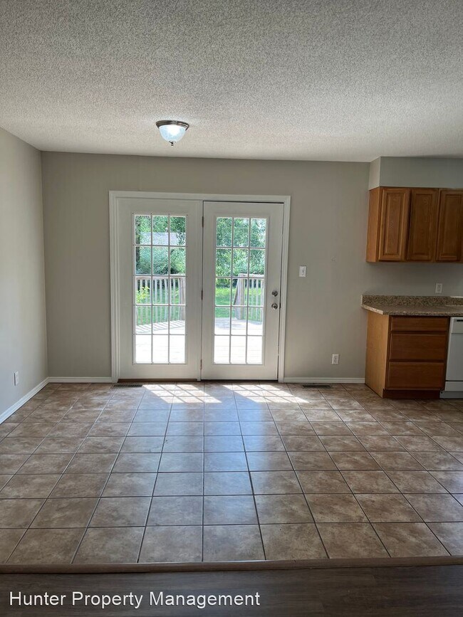 Building Photo - 3 br, 2 bath House - 107 Grand Prairie Drive