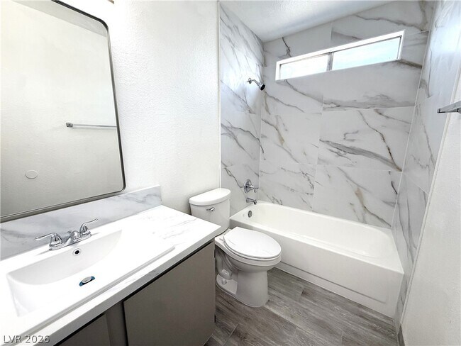 Building Photo - 5625 Ballinger Dr