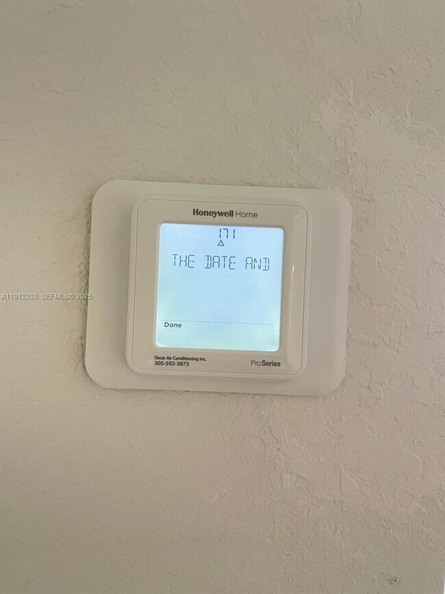 Building Photo - 1066 SE 2nd St