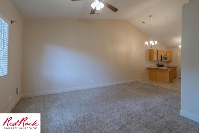 Building Photo - Pet Friendly 2 Bedroom 2 Bathroom Condo.