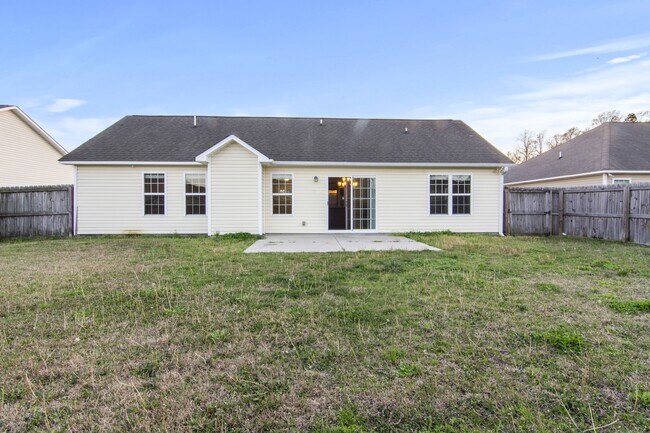 Building Photo - 752 Radiant Dr