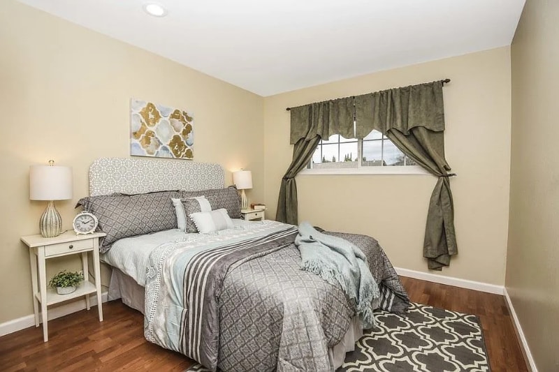 Building Photo - 4984 Hames Dr