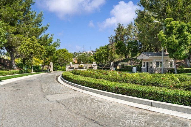 Building Photo - 2528 N San Miguel Dr