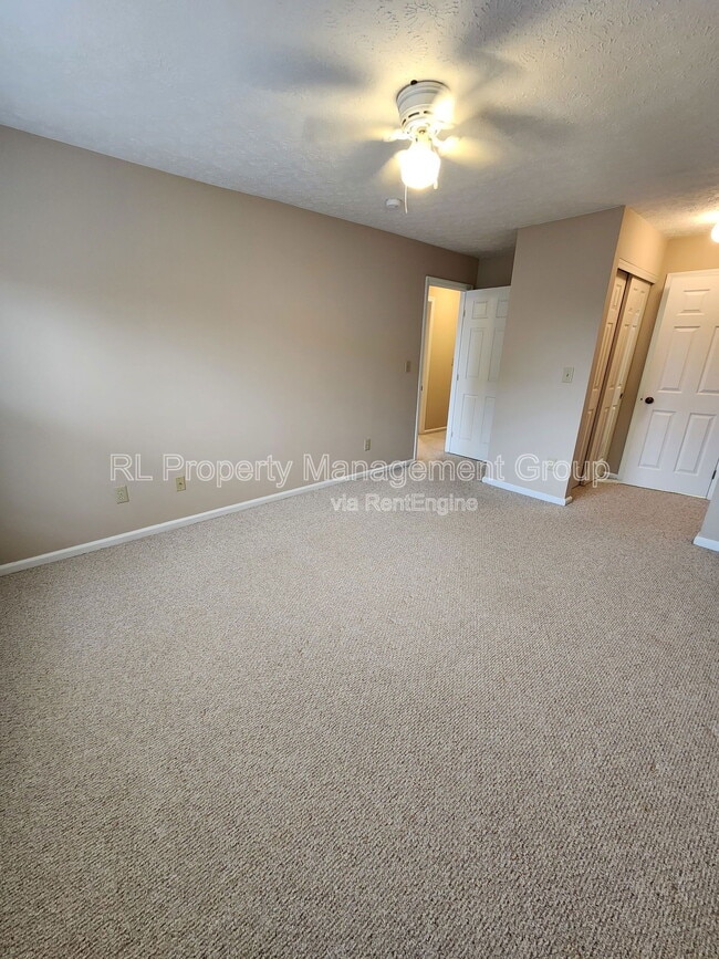 Building Photo - 3437 Fishinger Mill Dr