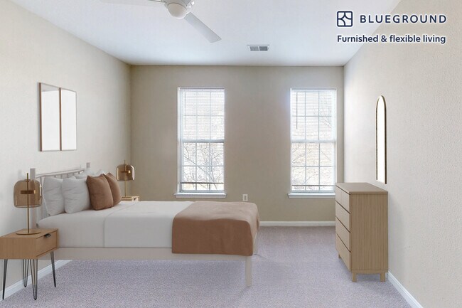 Building Photo - 2350 26th Ct S